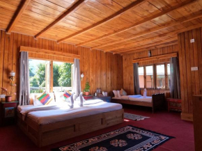 Lamthang Retreat